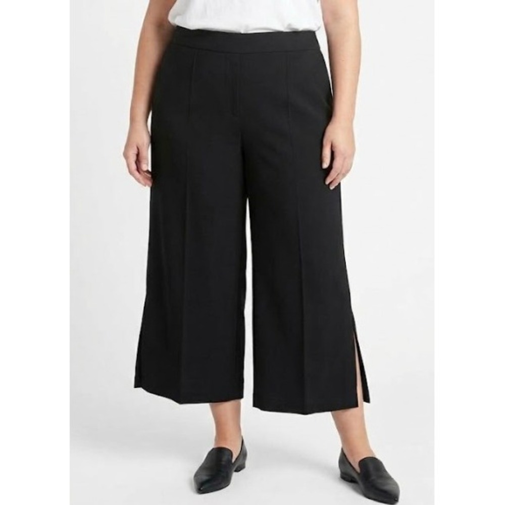 New NY Collection Wide Leg Culotte Pants 1X Black Pull On Cropped Side Slit
